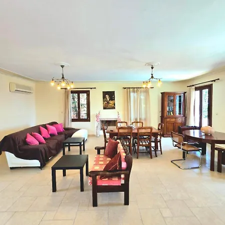 Villa Asteri *
